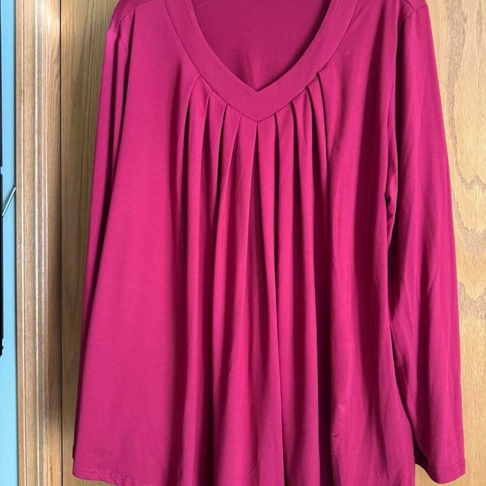 WOMENS LONG SLEEVE V-NECK TOP SIZE 3XL LIKE NEW